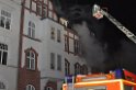 Feuer 3 Dachstuhlbrand Koeln Muelheim Gluecksburgstr P015